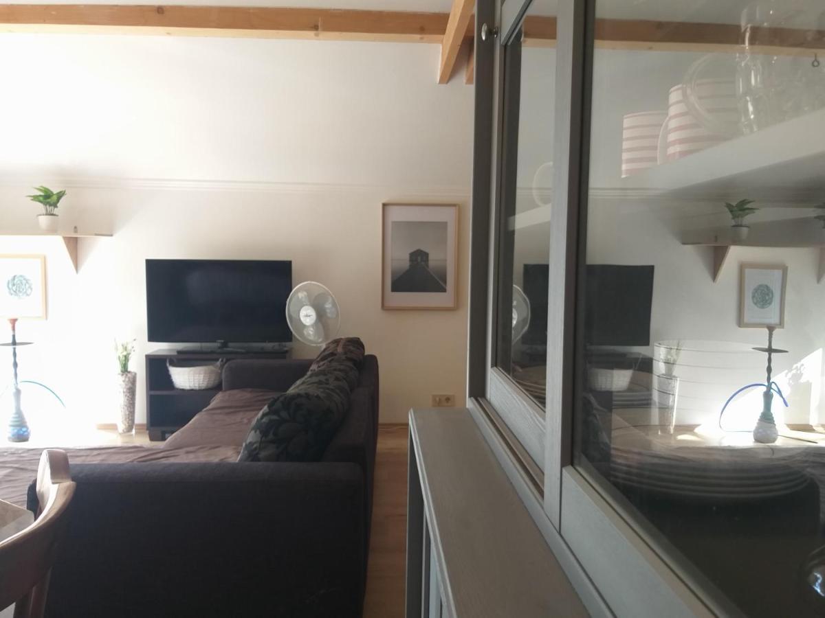 Toelgyerdo Apartman Veroce Экстерьер фото